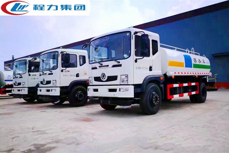 東風御虎T3新款10噸灑水車