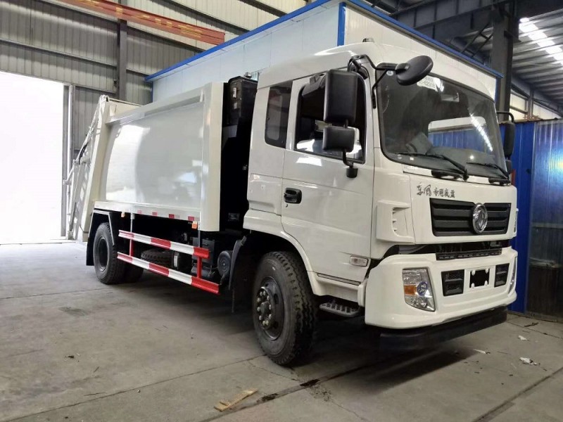 東風(fēng)專底10-14方壓縮垃圾車