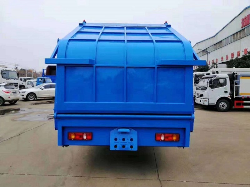 東風153G壓縮垃圾車（10-14方）