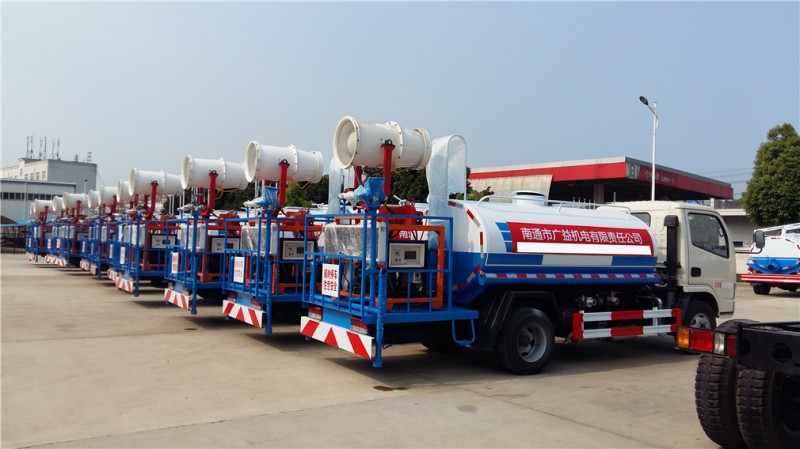 東風(fēng)多利卡（3方）綠化噴灑車圖片