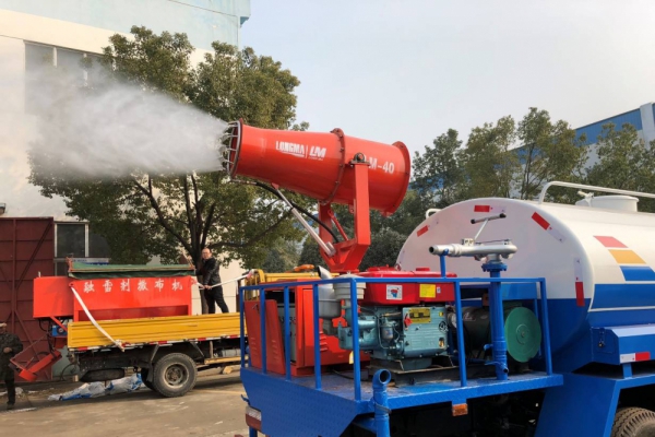 東風大多利卡霧炮車(8噸、30-40米噴霧機)圖片