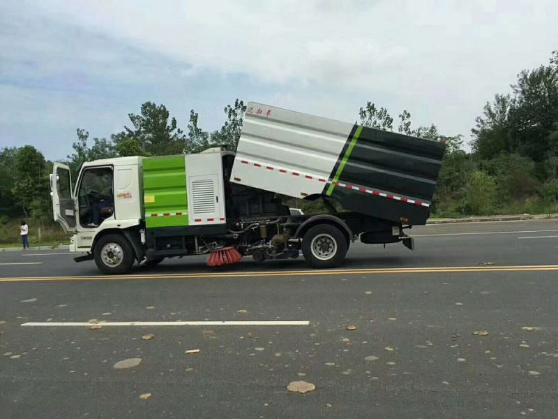 東風(fēng)柳汽12方洗掃車