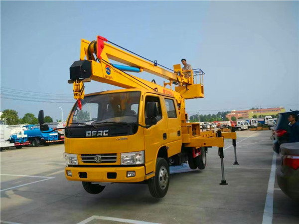 東風(fēng)多利卡雙排14米高空作業(yè)車圖片