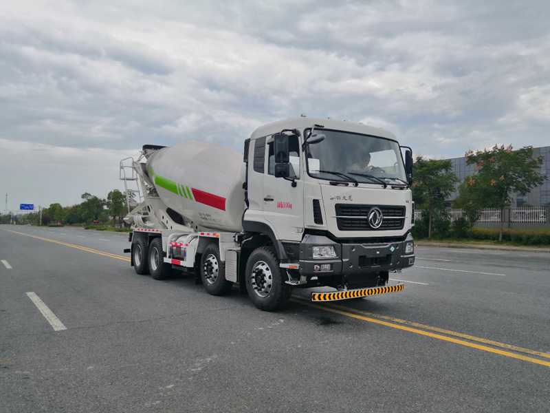 東風天龍國六天燃氣攪拌車（10-12方）