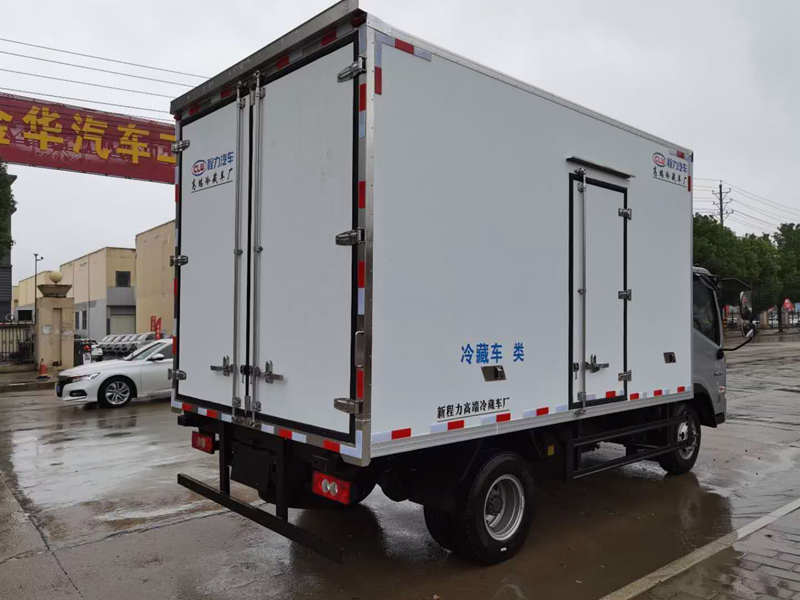 福田時代領航6冷藏車圖片