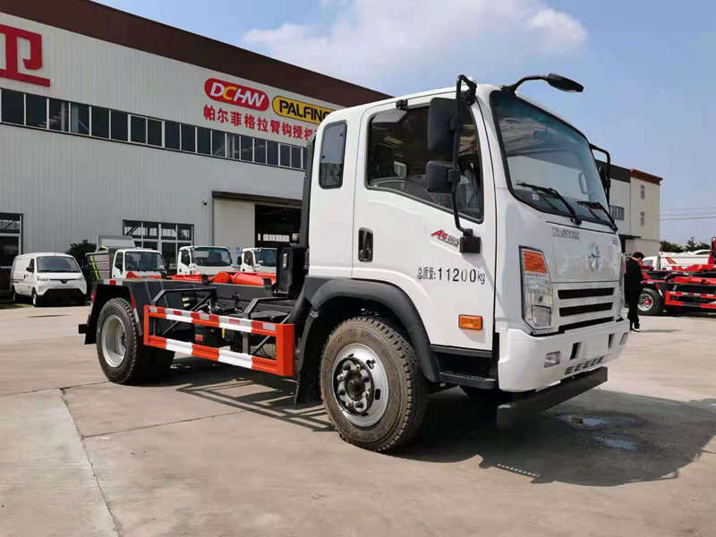 大運勾臂式垃圾車（黃牌）