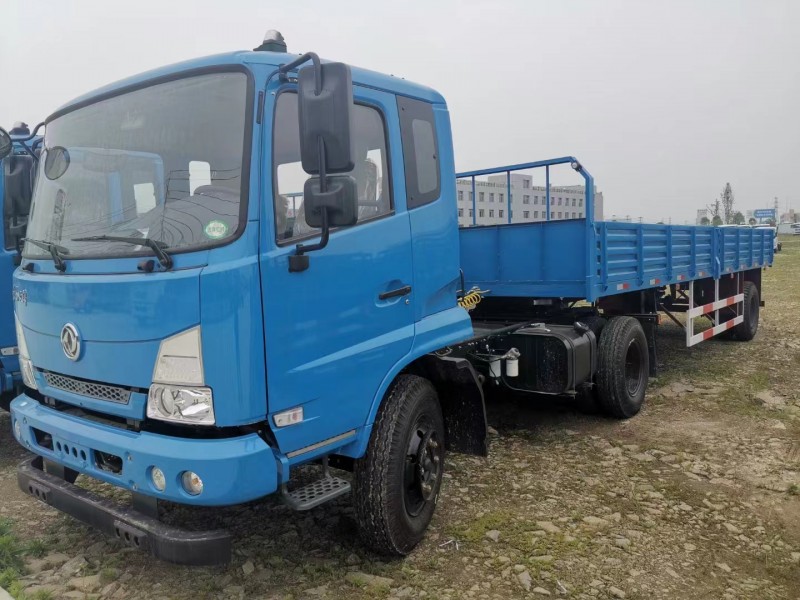 東風(fēng)天錦KS半掛教練車